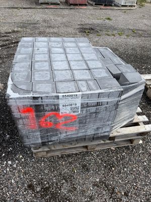 1 palette de pavés gris