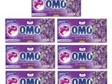 quatre paquets de lessive « Om Lavender » sur fond blanc