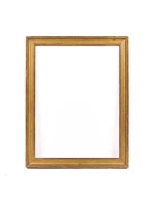 un cadre photo vide sur un mur blanc, avec un fond blanc