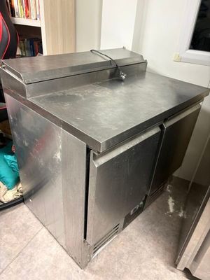 Buffet-saladette rectangulaire inox GGM GASTRO 2 portes Mod.…