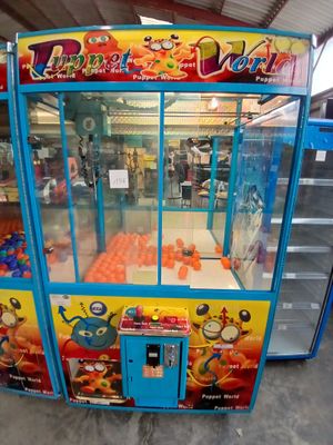 Jeu de pince PUPPET WORLD Fonctionne, à réviser - Photo 1