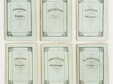 six cartes à jouer anciennes sur lesquelles figurent les noms de différents pays