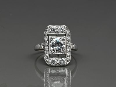 Bague Art-Déco en platine sertie d'un beau diamant central de 1ct envi - Photo 1