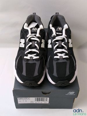 Chaussures de course Nike Air Prestop noires et blanches, dans leur boîte