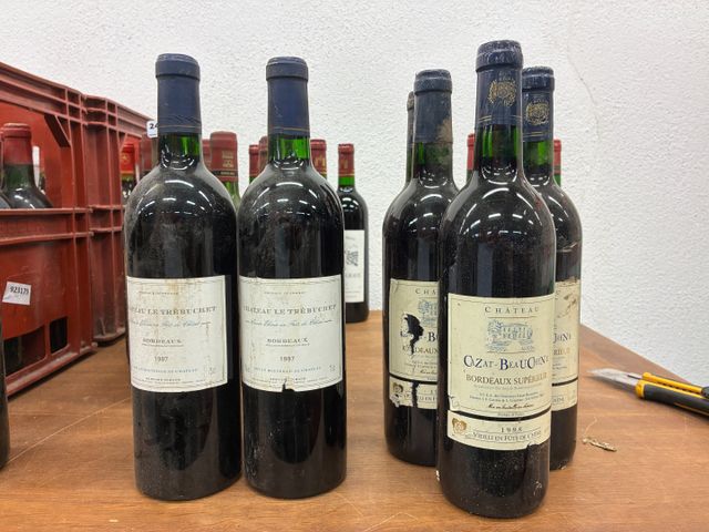 Château le Trébuchet, Bordeaux de 1997 : 2 bouteilles ; et Châtea