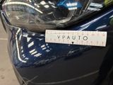 a sticker on the front of a car that says vpauto