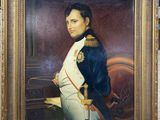 portrait d'un homme en uniforme militaire dans un cadre doré