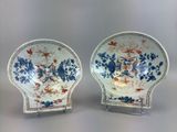pair of chinese blue and white porcelain dishes