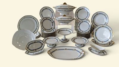 JEAN BOYER à LIMOGES Service de table en porcelaine à décor …