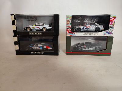 MINICHAMPS : Série de 4 miniatures, voiture de course type "…