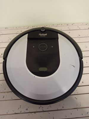 1 IROBOT Robot Vacuum Cleaner - model Roomba i7 (Product... - 85796730 ...