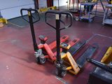 a picture of a fork lift truck in a warehouse