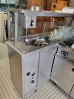 1 Grand meuble inox avec bain-marie et lampes chauffantes en… (photo 3)