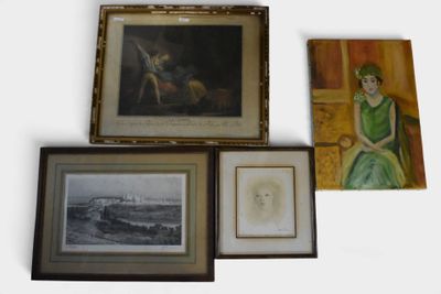 quatre photos encadrées représentant une femme en robe verte et un tableau représentant un homme en robe verte