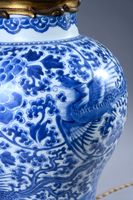 Vase en porcelaine de Chine bleu et blanc de forme balustre … (photo 3)