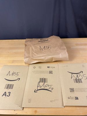 Lot de 4 colis Mystère (Retour Amazon,NPAI ,Adresse incomplè…
