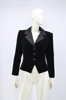 Yves SAINT LAURENT variations - Collection Automne/Hiver 199…