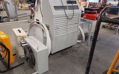 une machine qui traîne dans le garage