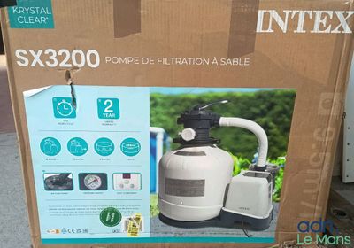 emballage d'un système de filtration d'eau destiné à la vente en magasin