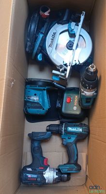 a box full of power tools that are in it
