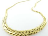 une image d'un collier en or sur fond blanc