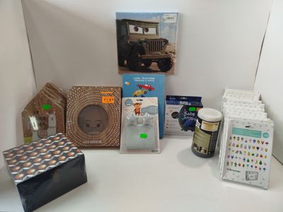 Lot de 20 articles-TOMMEE TIPPEE-METRONIC-Accessoires puéric…