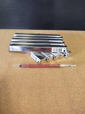 Lot de 10 Crayons contour de lèvres de très grande marque - …