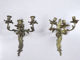 paire d'appliques murales anciennes en laiton avec fleurs et feuilles