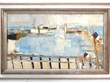 une image d'un tableau sur le mur d'une pièce