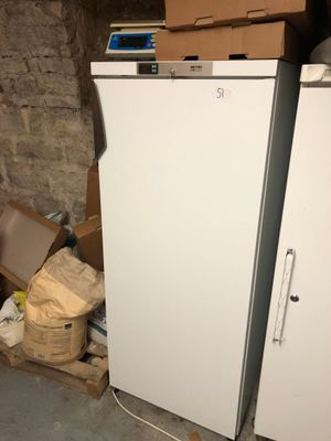 Réfrigérateur Metro Suite LJ Oma Sarl - Frais légaux en sus … - Photo 1