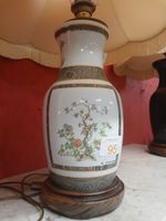 VENTE VOL : Une importante lampe à abat jour au piétement fa… (photo 3)