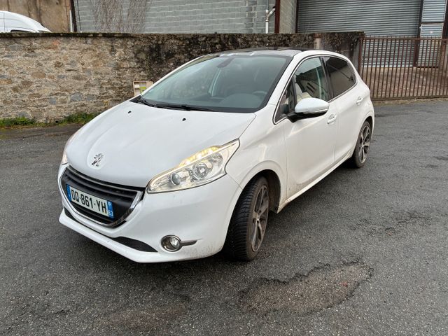 Véhicule particulier Peugeot 208 Phase 2 5 Portes 1.6 Blue HDi S&...