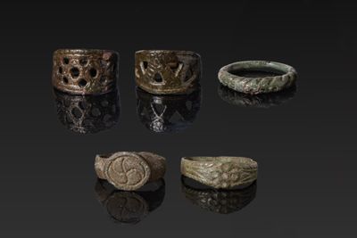 Collection D'Anneaux MÉDIÉVaux EN Bronze