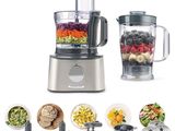 de nombreux types d'aliments différents dans un mixeur