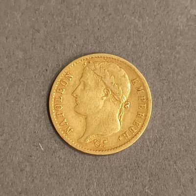 Broche Ronde En Or Jaune 18K Et Platine - Décor Rinceaux, Référence MP2348 - Occasion Parfaite