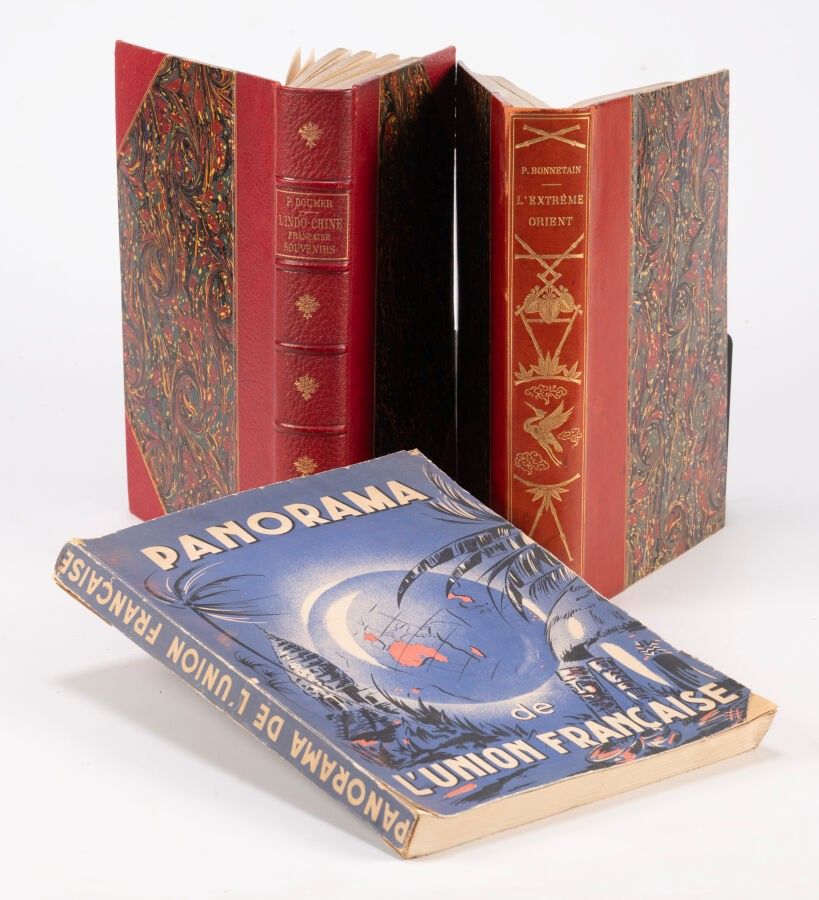 Objets d'art & Curiosités