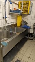 Grande plonge en inox à 2 bacs, 1 égouttoir avec dosseret, p…