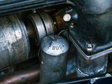 a close up view of the engine of a vintage car