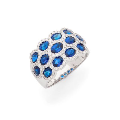 une bague en saphir et diamants, signée Van Cleef