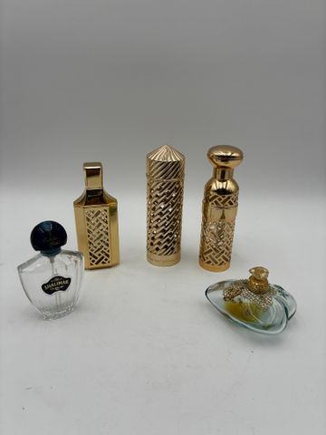 Lot de bouteille de parfum vide, Shalimar, Van Cleef, Guerlain, L...