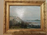 une photo d'un tableau accroché au mur