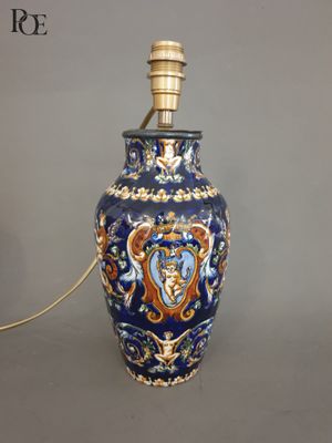 GIEN, Lampe de table de forme balustre en faïence polychrome… - Photo 1