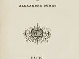 un vieux livre dont la couverture en noir et blanc porte le titre d'un roman