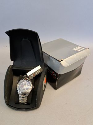 Sector Montre bracelet dans son étui et sa boîte.