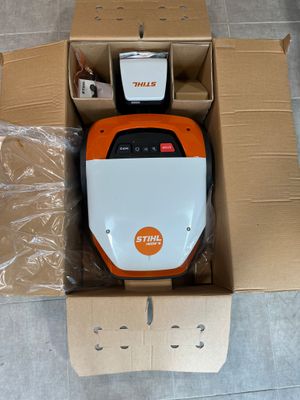 STIHL IMOW 6 année 2023 (dans son emballage avec la station …