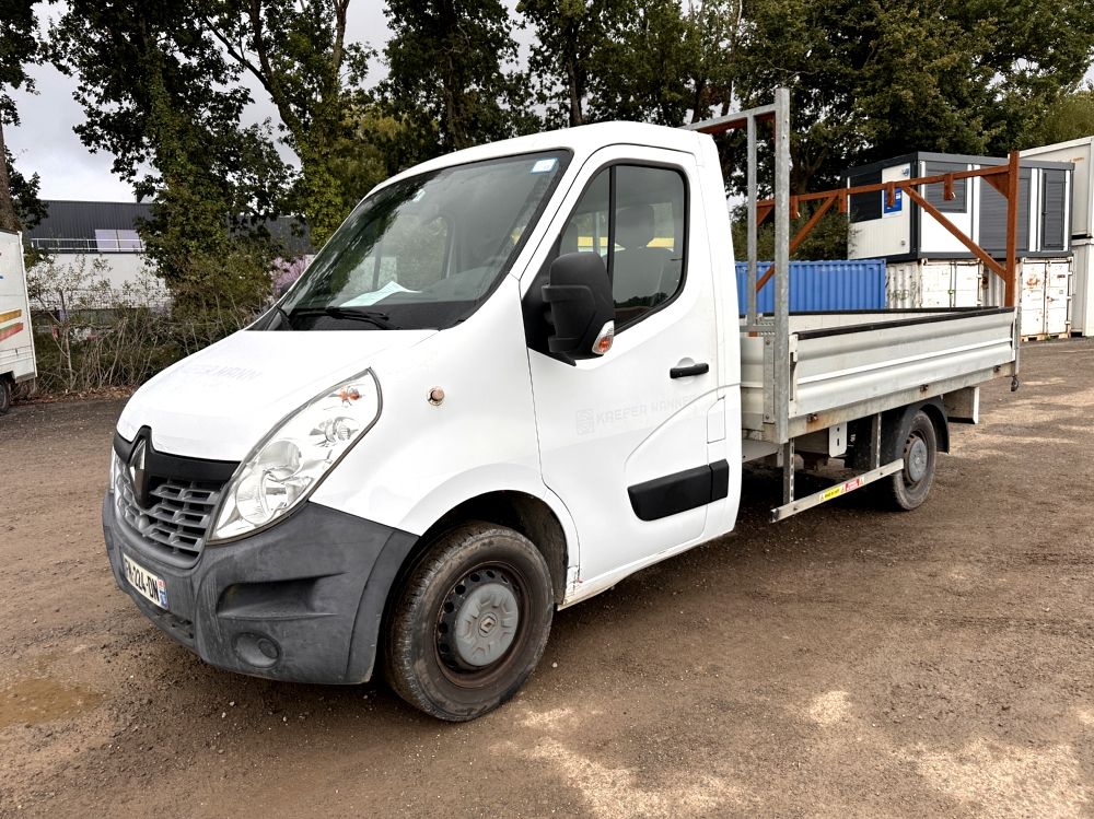 LIEU DE STOCKAGE : Rennes - RENAULT - MASTER CC L2 3.