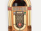 un gros plan d'un juke-box sur fond blanc