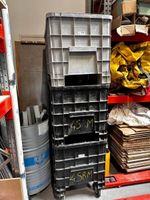 3 caisses plastiques mobiles