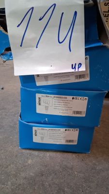 Lot de 4 boîtes murales SIMON 500 CIMA – 3 modules
