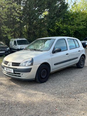 RENAULT CLIO Boite manuelle Kilométrage: 131 312 kms au comp…